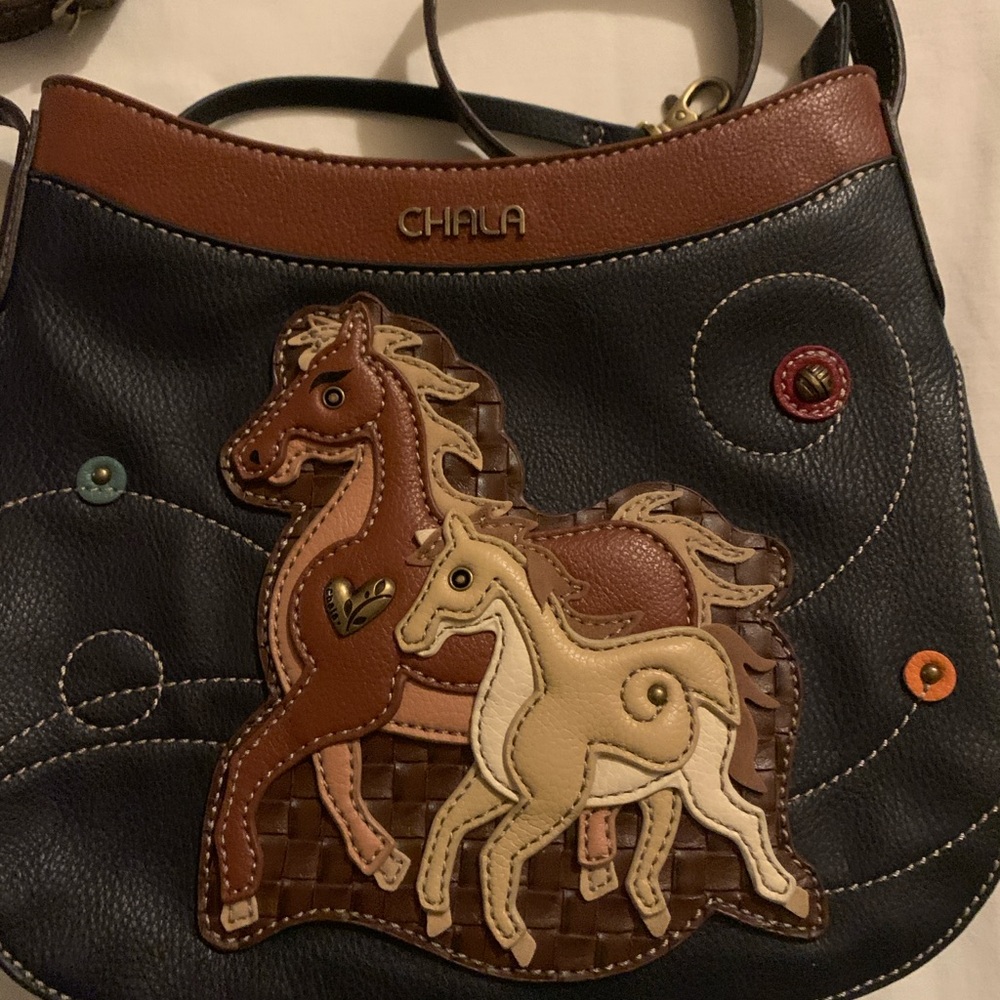 Chala Black and Brown Horse Design Women's crossbody bag - Picture 2 of 7